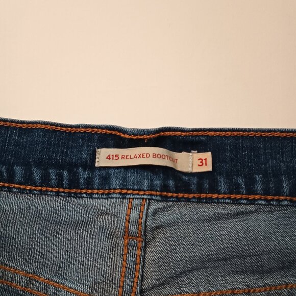 Levi's 415 Relaxed Bootcut Jeans Size 31/12 Mid Rise Medium Wash - Picture 5 of 9